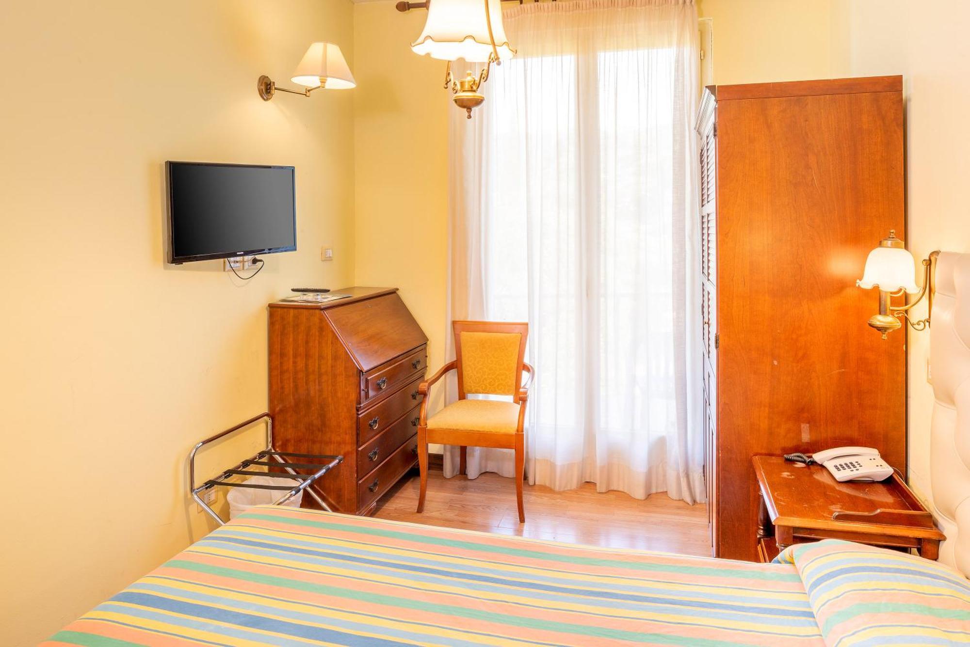 Hotel Palme & Suite Garda  Exterior foto